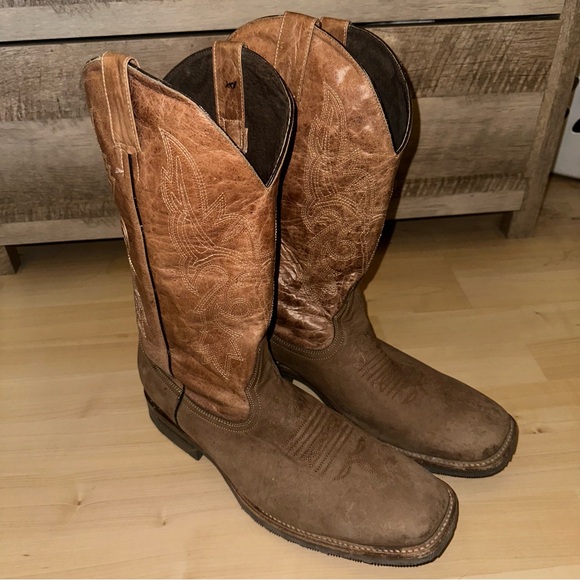 Brown Leather Cabelas Cowboy Boots - Picture 1 of 3